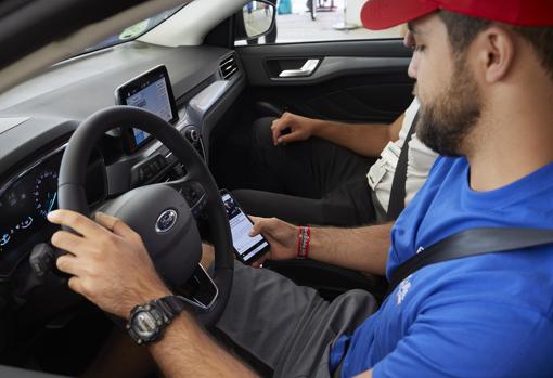 Prueba de distracción en el curso «Ford, conduce tu vida»